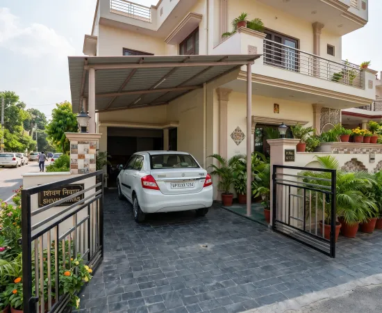 Private Home Parking – Gomti Nagar