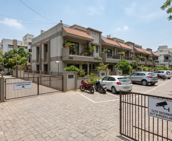 Row House Compound Parking – Vastrapur